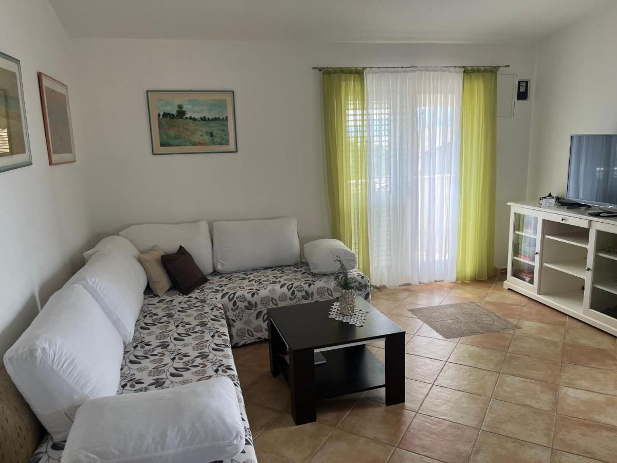 Apartments Jasna Ražanac 外观 照片